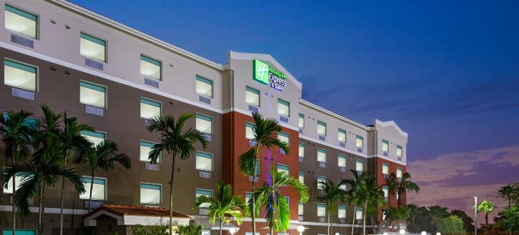 智选假日套房酒店彭布罗克派恩斯谢里登街(Holiday Inn Express & Suites Pembroke Pines-Sheridan ST)图片