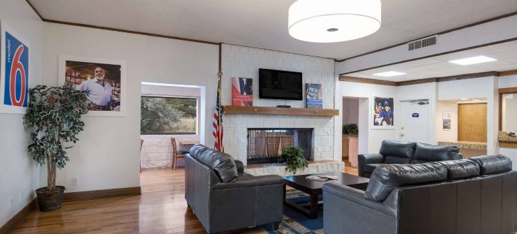 科罗拉多科罗拉多斯普林斯美国空军学院 6号汽车旅馆(Motel 6 Colorado Springs, CO - Air Force Academy)图片