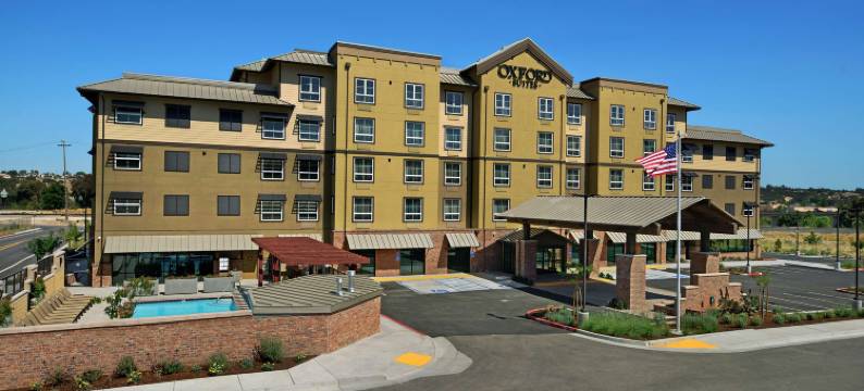帕索罗伯斯牛津套房酒店(Oxford Suites Paso Robles)图片