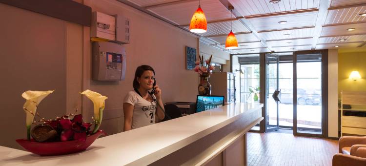 雷米尔蒙特阿鲁姆原生酒店(The Originals Access Hôtel Arum Remiremont)图片