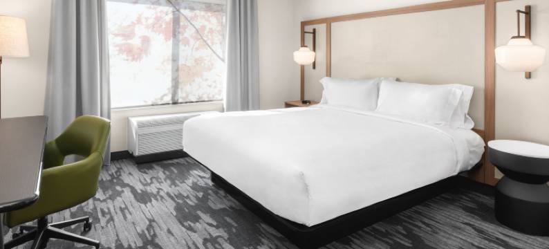 西雅图普尔斯博万枫酒店(Fairfield Inn & Suites Seattle Poulsbo)图片