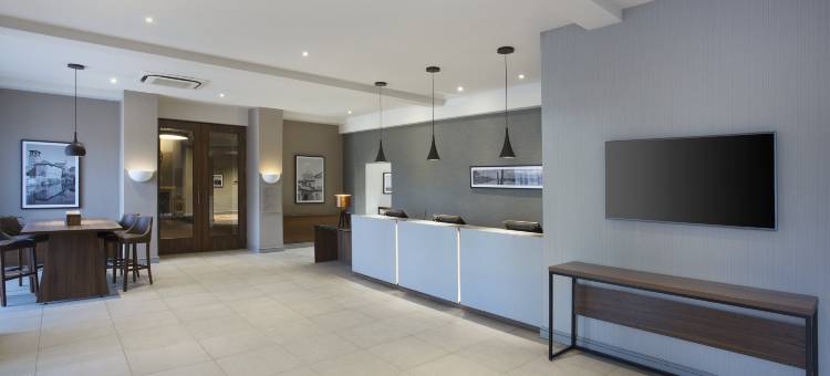 东米德兰机场茱莉斯酒店(Leonardo Hotel East Midlands Airport)图片