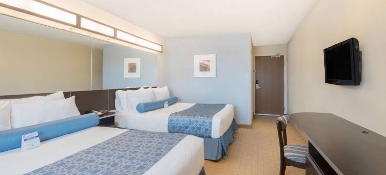 Microtel Inn & Suites by Wyndham Stanley图片