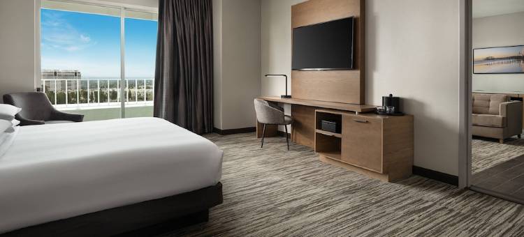 伍德兰希尔斯华纳中心万豪酒店(Warner Center Marriott Woodland Hills)图片