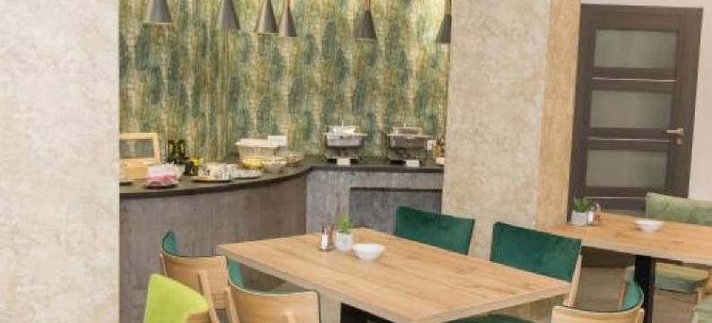 Erdovarazs Panzio图片