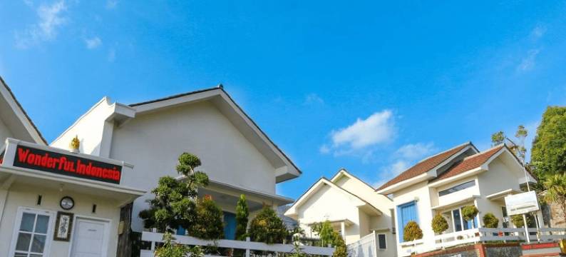 鲁马布罗莫度假屋(Villa Rumah Bromo)图片