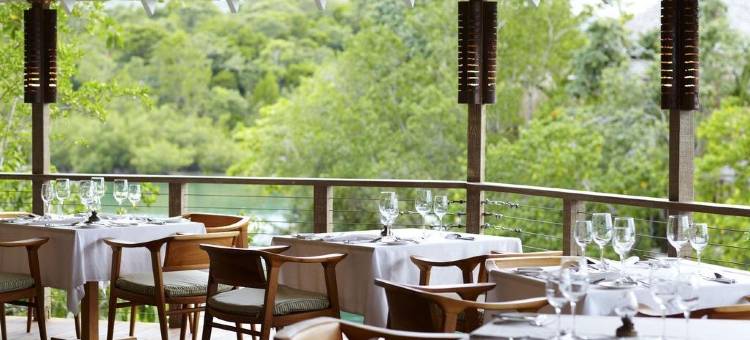 黄金眼酒店(GoldenEye)图片