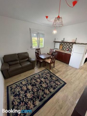 Entire Spacious Apartment with Free Parking Hotel Overview