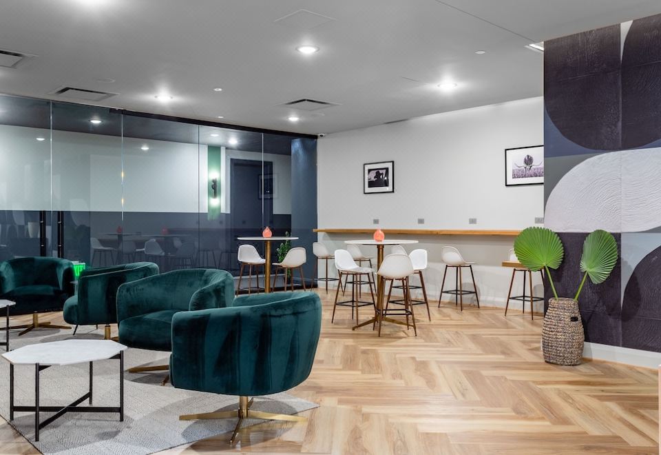 Mint House Dallas - Downtown Hotel Overview