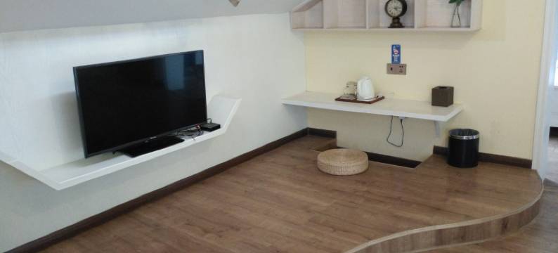 张家界莱米主题客栈图片