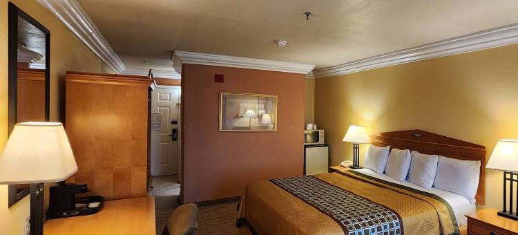 坦佩尔 I-35 温德姆速 8 酒店(Super 8 by Wyndham Temple I-35)图片