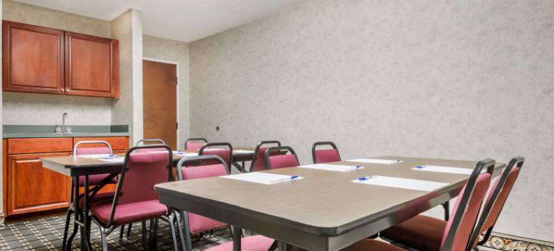 诺顿戴斯酒店(Days Inn by Wyndham Norton)图片