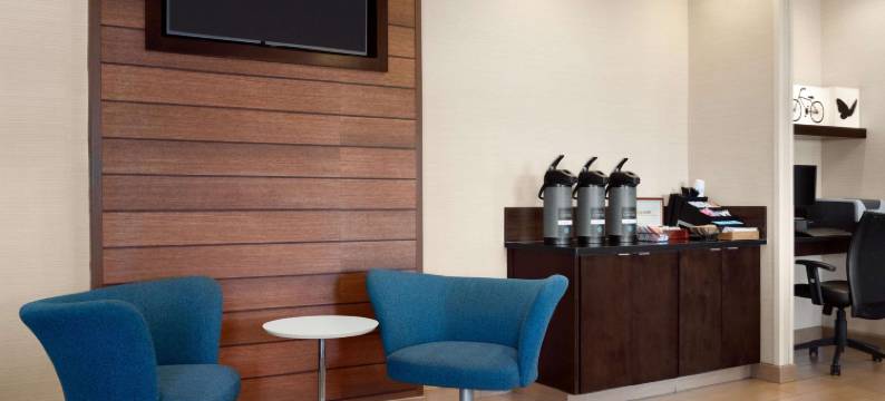 塔尔萨呗盟温德姆酒店(Baymont by Wyndham Tulsa)图片