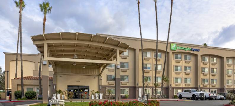 Holiday Inn Express 科尔顿(Holiday Inn Express SAN BERNARDINO - COLTON by IHG)图片