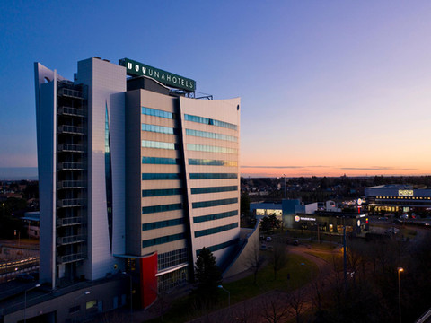 马尔彭萨乌纳酒店