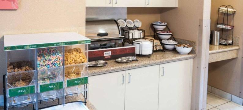 圣迭戈机场海港舒适酒店(Comfort Inn San Diego Airport at the Harbor)图片