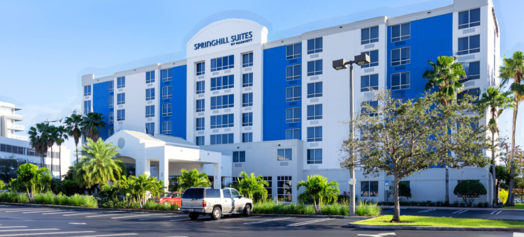 迈阿密机场南SpringHill Suites 酒店(SpringHill Suites by Marriott Miami Airport South Blue Lagoon Area)图片
