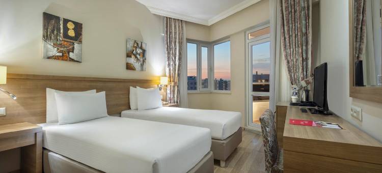 拉拉温德姆华美达度假村(Ramada Resort by Wyndham Lara)图片