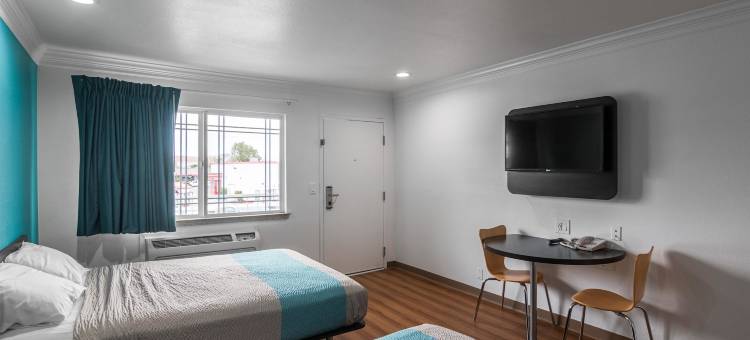 诺沃尔克6号汽车旅馆(Motel 6 Norwalk, CA)图片