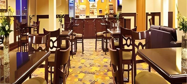 Holiday Inn Express & Suites Chicago North-Waukegan-Gurnee图片