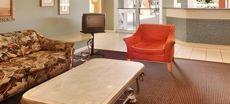 温德姆戴斯酒店-圣奥古斯丁I-95/奥特莱斯购物中心(Days Inn by Wyndham St. Augustine I-95/Outlet Mall)图片