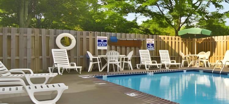 郊区酒店 - 路易斯维尔东部(Suburban Studios Louisville East)图片