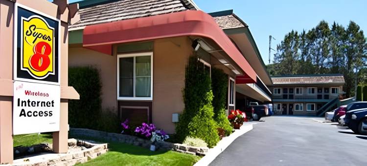 马丁内斯速8酒店(Super 8 by Wyndham Martinez)图片