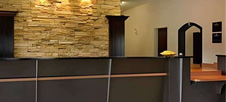 布鲁克斯华美达酒店(Ramada by Wyndham Brooks)图片