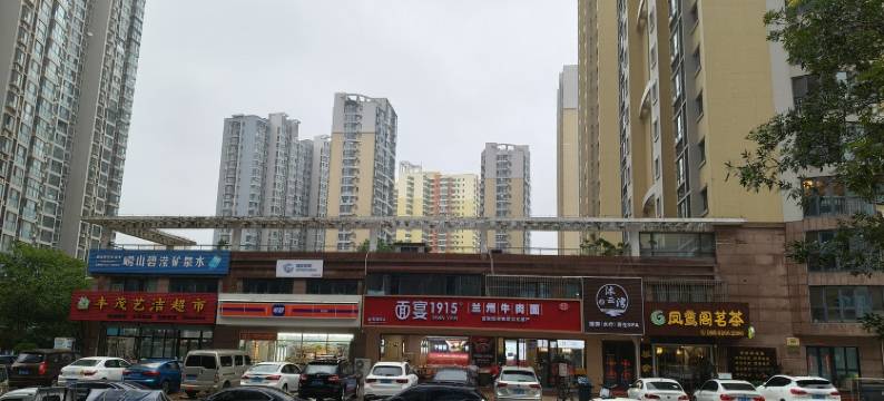 贺小姐家庭公寓(井冈山路分店)图片
