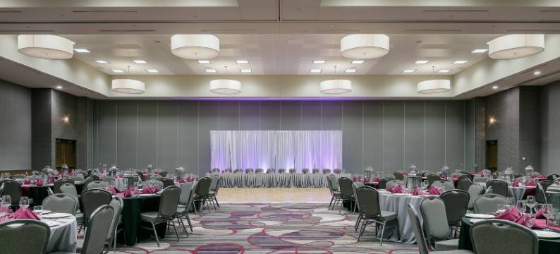 比尔德莫尔活动中心奥马哈贝尔维尤万怡酒店(Courtyard Omaha Bellevue at Beardmore Event Center)图片