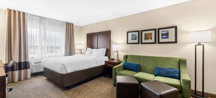 普韦布洛舒适套房酒店(Comfort Inn & Suites Pueblo)图片