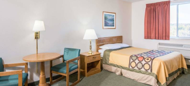 西米德尔塞克斯-莎伦地区温德姆速8酒店(Super 8 by Wyndham West Middlesex/Sharon Area)图片