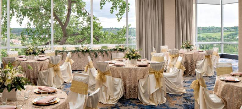 埃德蒙顿市中心万豪万怡酒店(Courtyard Edmonton Downtown)图片