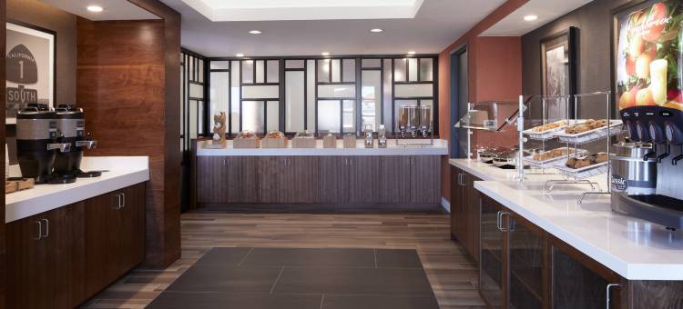 卡马里奥万枫酒店及套房(Fairfield Inn & Suites Camarillo)图片