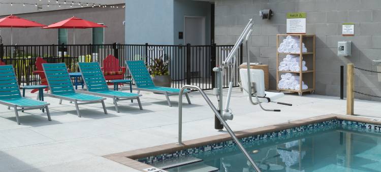 杰克逊维尔机场希尔顿惠庭酒店(Home2 Suites by Hilton Jacksonville Airport)图片