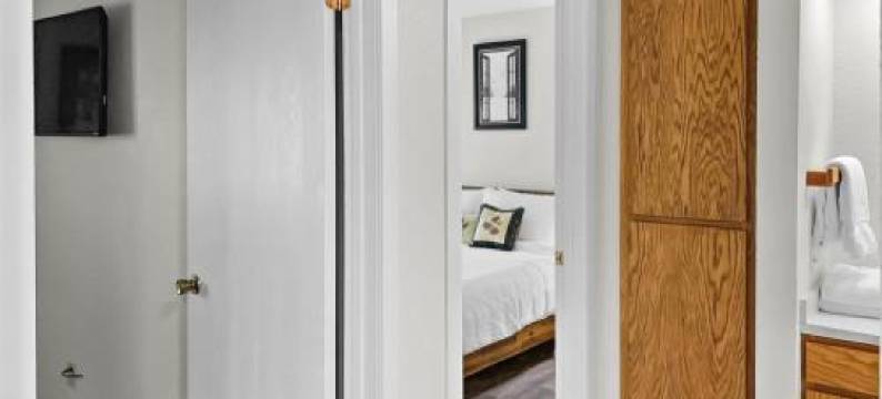 Giant Steps 68 Ski in-Out图片