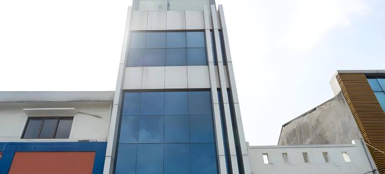 红门PLUS酒店-达挠桑特乌塔拉(RedDoorz Plus @ Danau Sunter Utara)图片