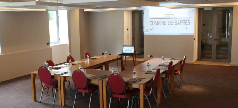 酒吧地区酒店(Domaine De Barres)图片