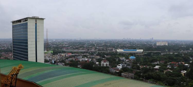 位于Transpark Cibubur 30楼的舒适2卧室公寓(Comfort 2Br Apartment at 30Th Floor Transpark Cibubur)图片