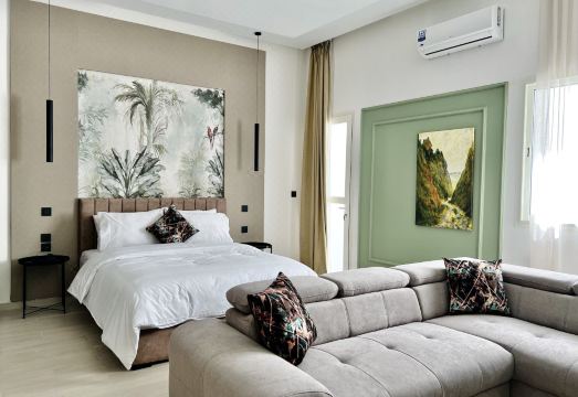 MyCity Hotel Overview