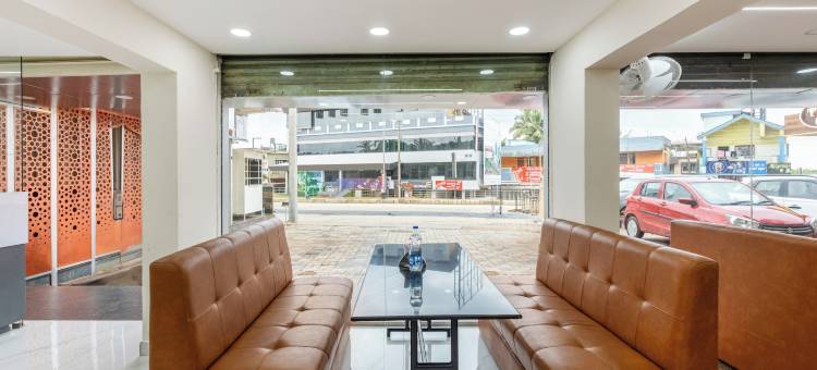 Treebo Sky City Grand图片