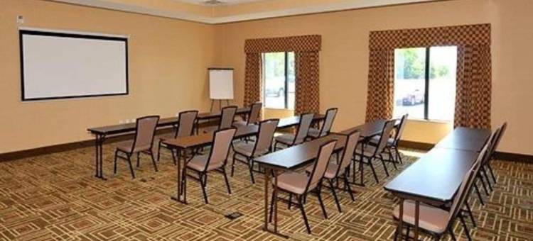 杰克逊I-40舒适套房酒店(Comfort Suites Jackson I-40)图片