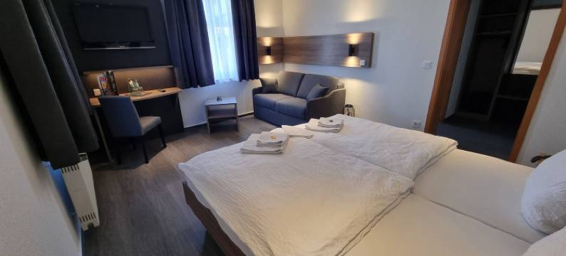 威瑟轮船酒店(Zum Weserdampfschiff)图片