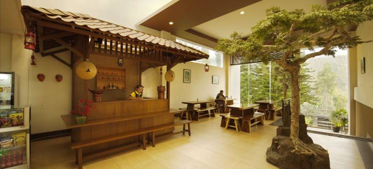 塔旺曼谷明星酒店(Hotel Bintang Tawangmangu)图片