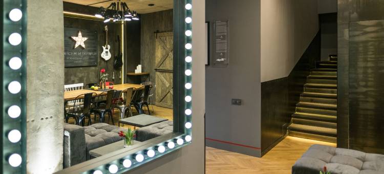 房间和房客设计酒店(Design Hotel Rooms & Rumors)图片