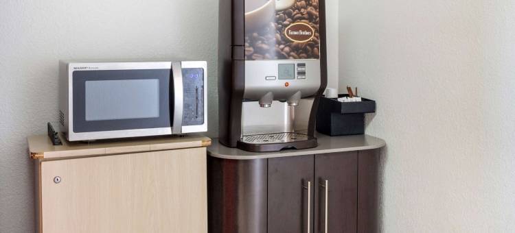 莫哈韦6号汽车旅馆(Motel 6 Mojave, CA)图片