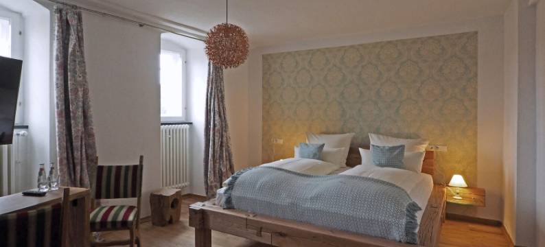 施潘根贝尔格城堡酒店(Schloss Spangenberg)图片