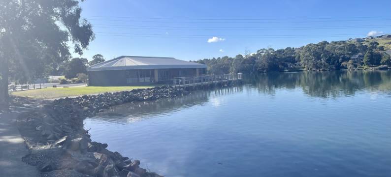 滨水公寓(Waterfront Apartments)图片