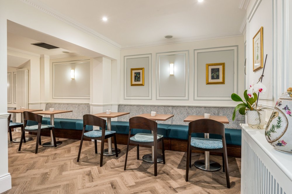 Princes Square Hotel Overview