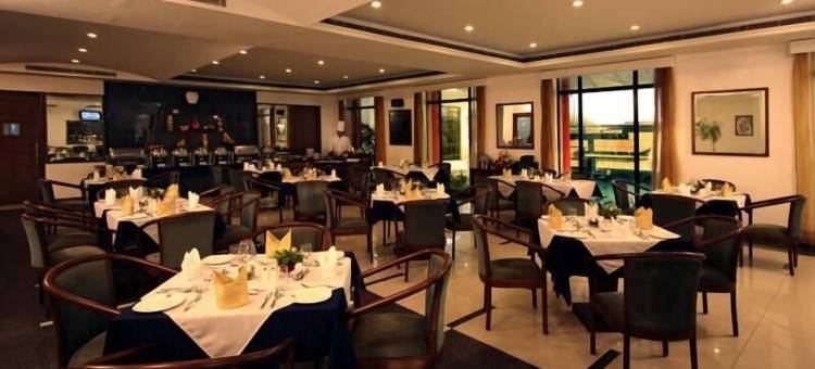 甘地罕姆雷内斯特酒店(Renest Gandhidham)图片